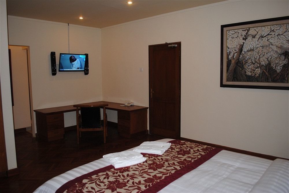 Suarti Resort, Villas & Gallery 케트웰 외부 사진