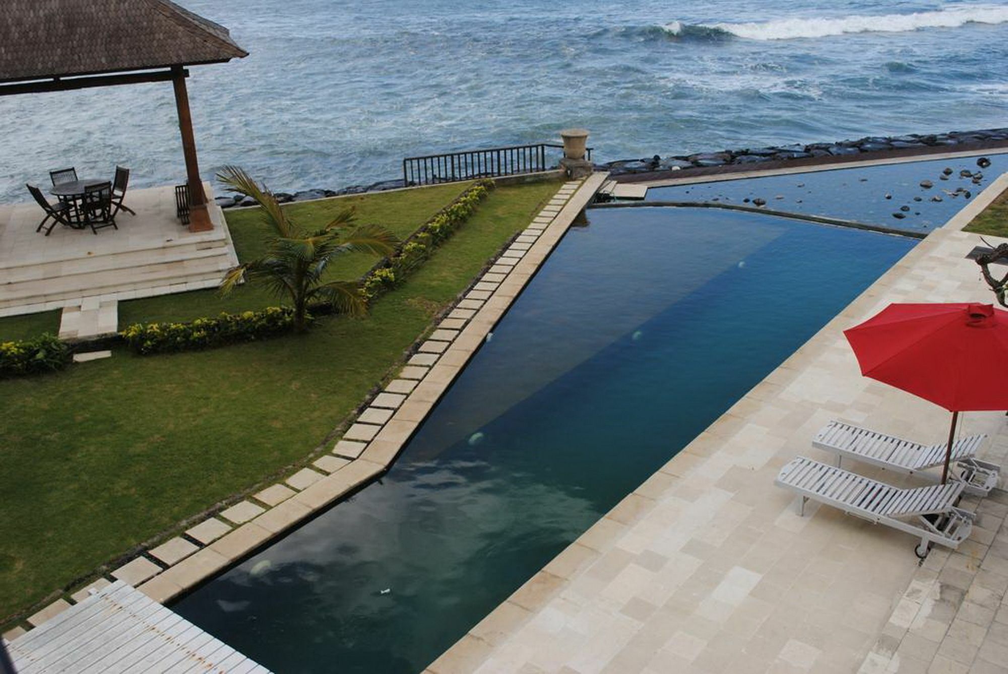 Suarti Resort, Villas & Gallery 케트웰 외부 사진