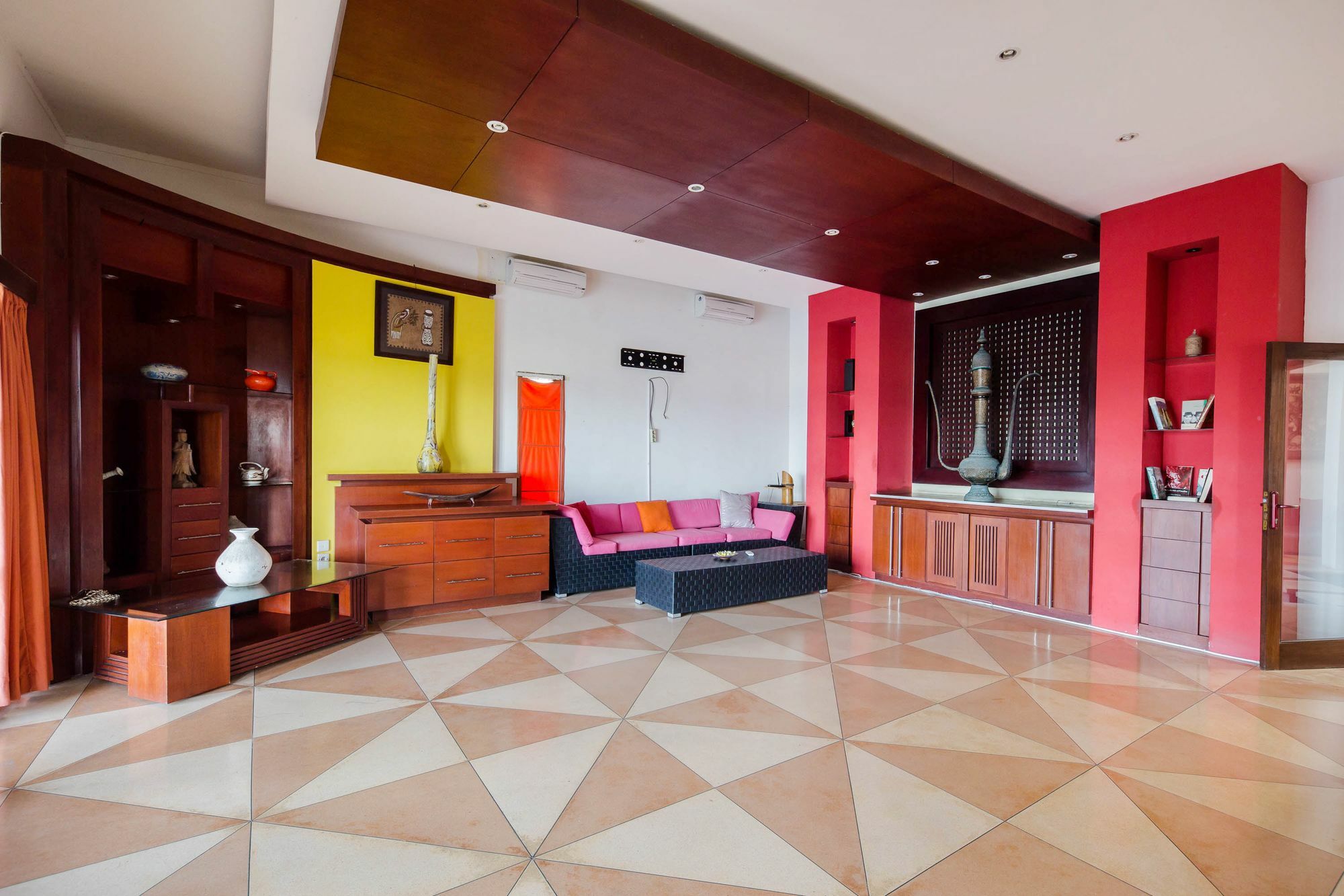 Suarti Resort, Villas & Gallery 케트웰 외부 사진